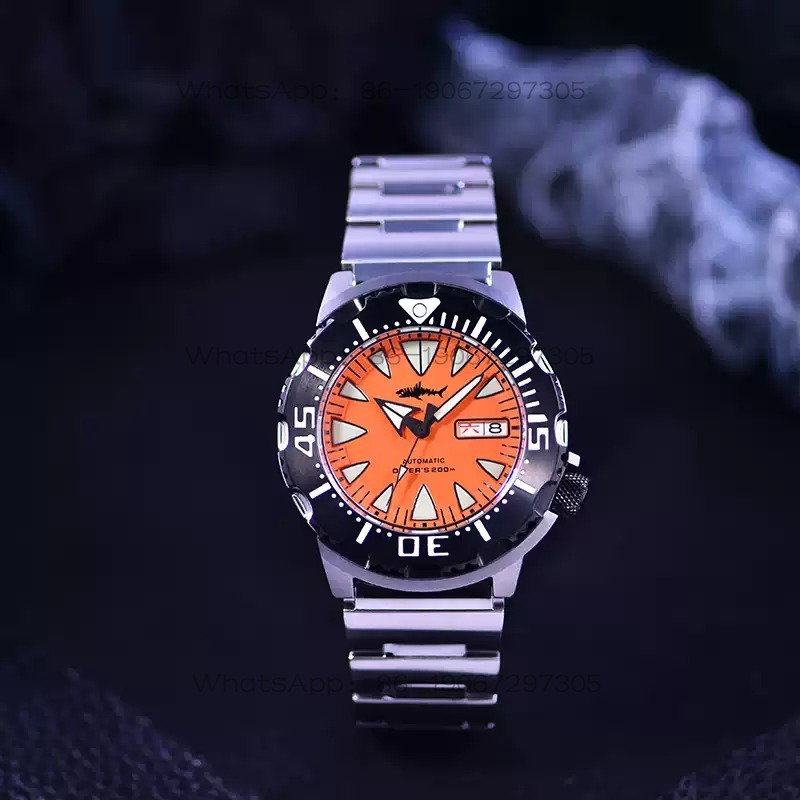 Двухцветные черные спортивные  – обзор и цена Stainless Bracelet Diver
