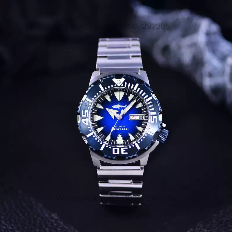 Двухцветные черные спортивные  – обзор и цена Stainless Bracelet Diver